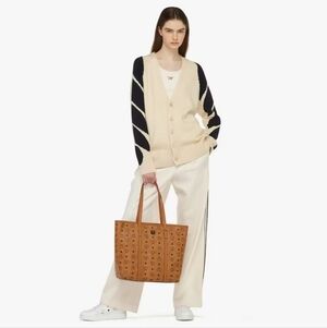 MCM Toni Top-Zip Shopper in Visetos-Cognac